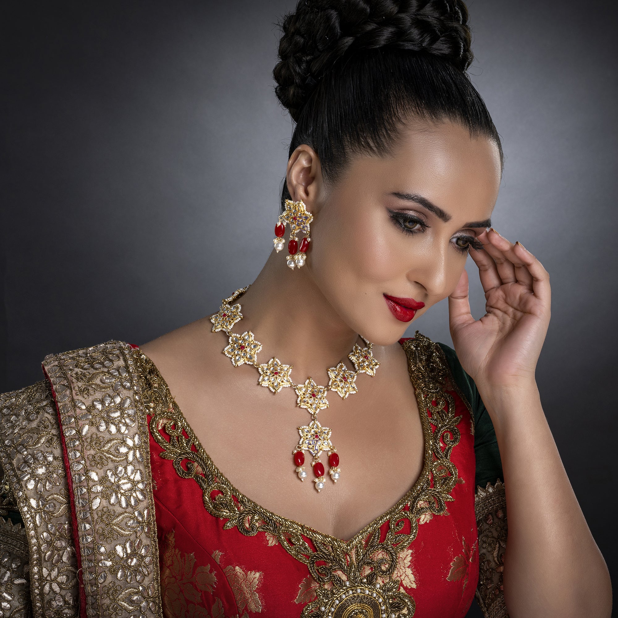 Sukkhi Lavish Kundan Gold Plated Pearl Necklace Set Worn By Karisma Kapoor