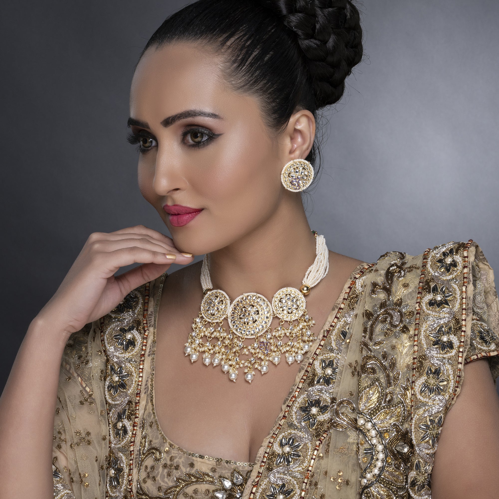 Sukkhi Modern Kundan Gold Plated Pearl Choker Necklace Set Worn By Karisma Kapoor
