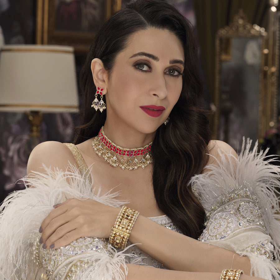 Sukkhi Resplendent Gold Plated Kundan & Pearl Choker Necklace Set Worn By Karisma Kapoor
