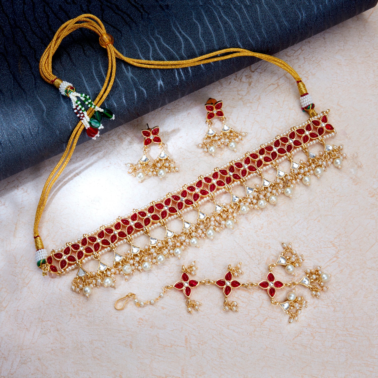 Sukkhi Resplendent Gold Plated Kundan & Pearl Choker Necklace Set Worn By Karisma Kapoor