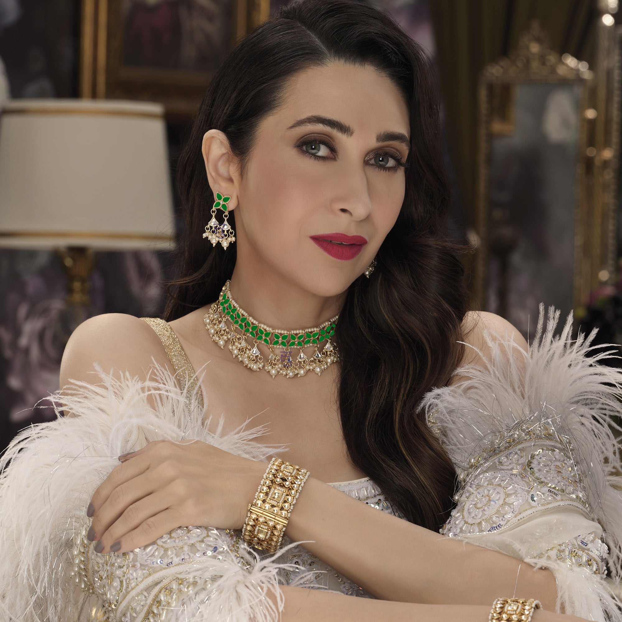 Sukkhi Splendid Gold Plated Kundan & Pearl Choker Necklace Set Worn By Karisma Kapoor