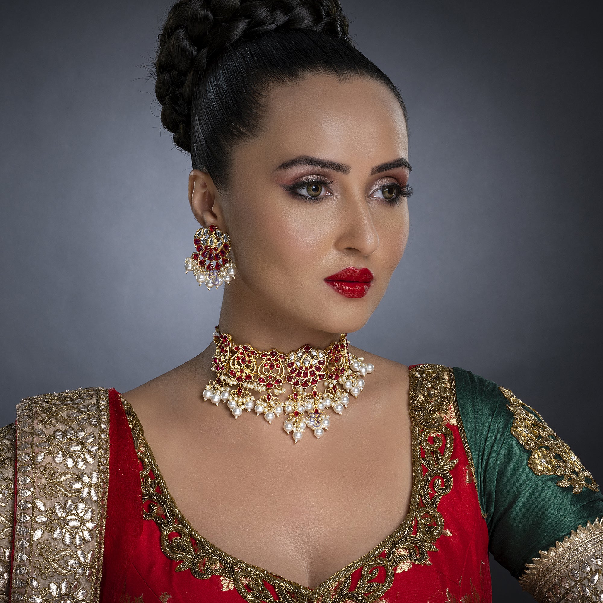 Sukkhi Fascinating Gold Plated Pearl Choker Necklace Set Worn By Karisma Kapoor