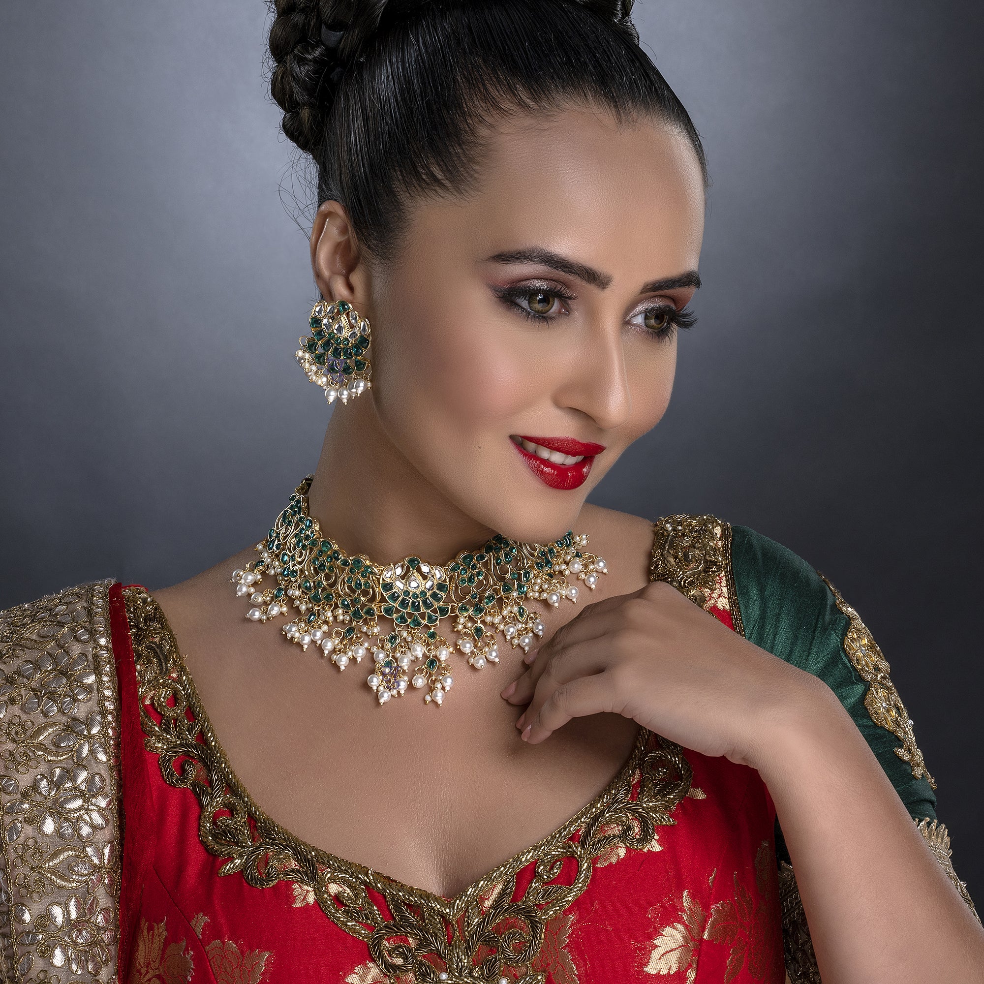 Sukkhi Ravishing Gold Plated Pearl Choker Necklace Set Worn By Karisma Kapoor