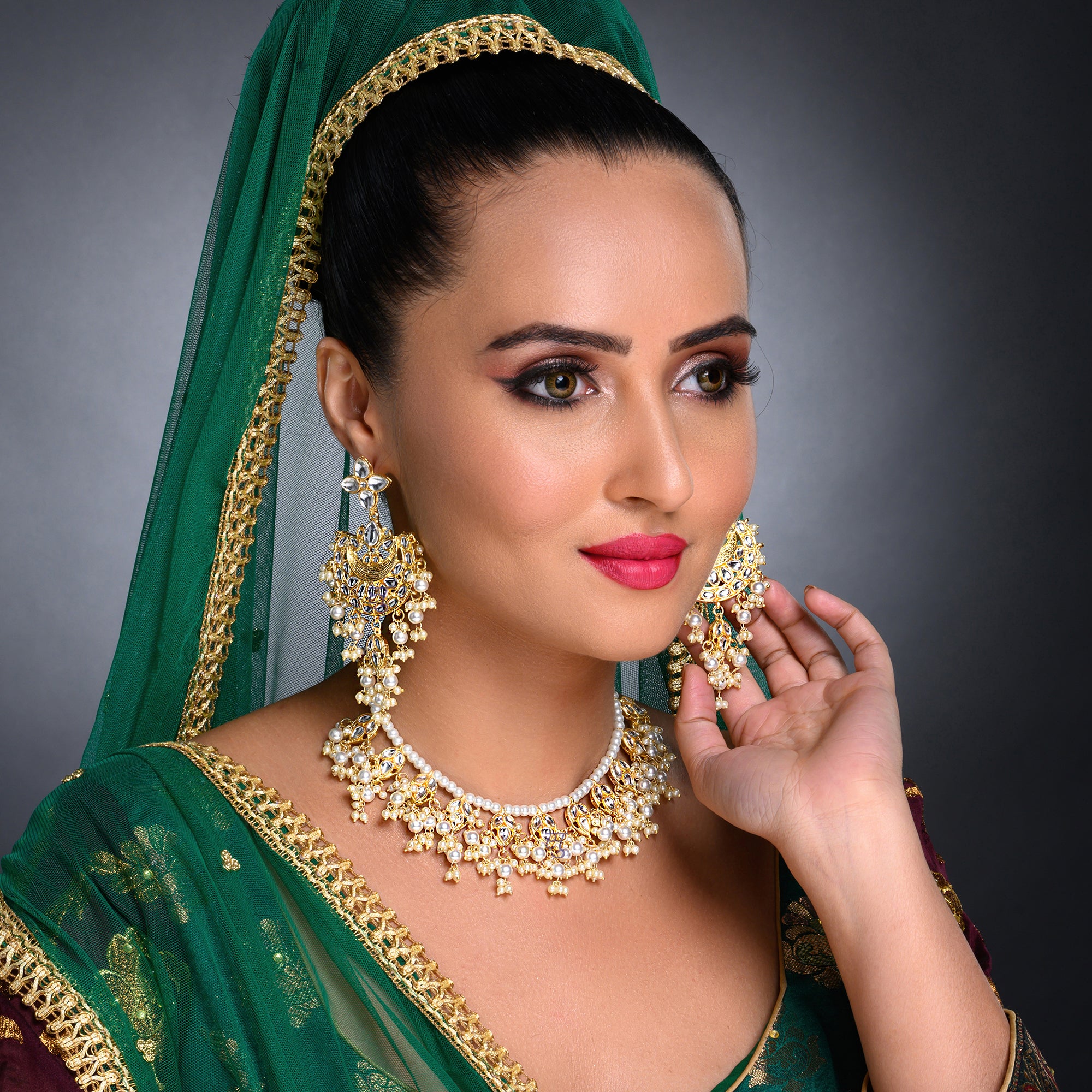 Sukkhi Luxurious Kundan Gold Plated Pearl Choker Necklace Set Worn By Karisma Kapoor