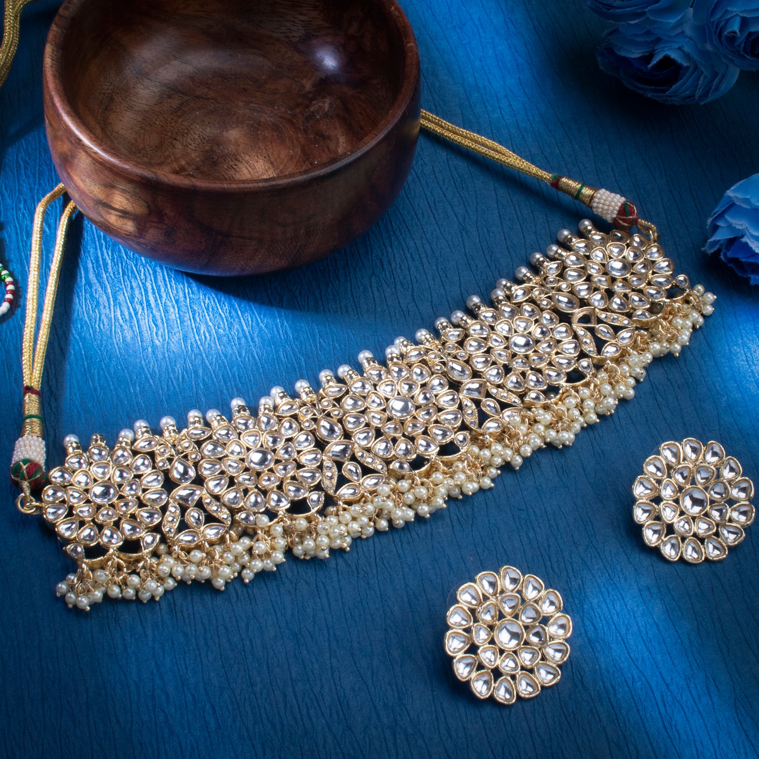 Sukkhi Stylish Gold Plated Kundan & Pearl Choker Necklace Set Worn By Karisma Kapoor