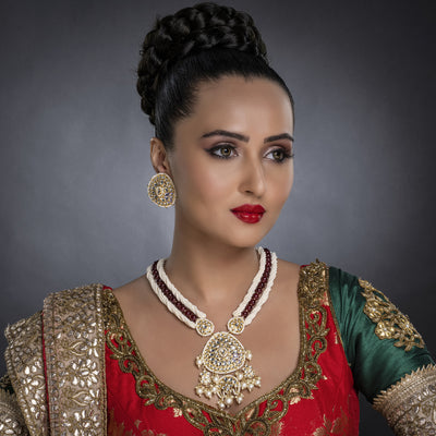 Sukkhi Excellent Kundan Gold Plated Pearl Long Haram Necklace Set Worn By Karisma Kapoor