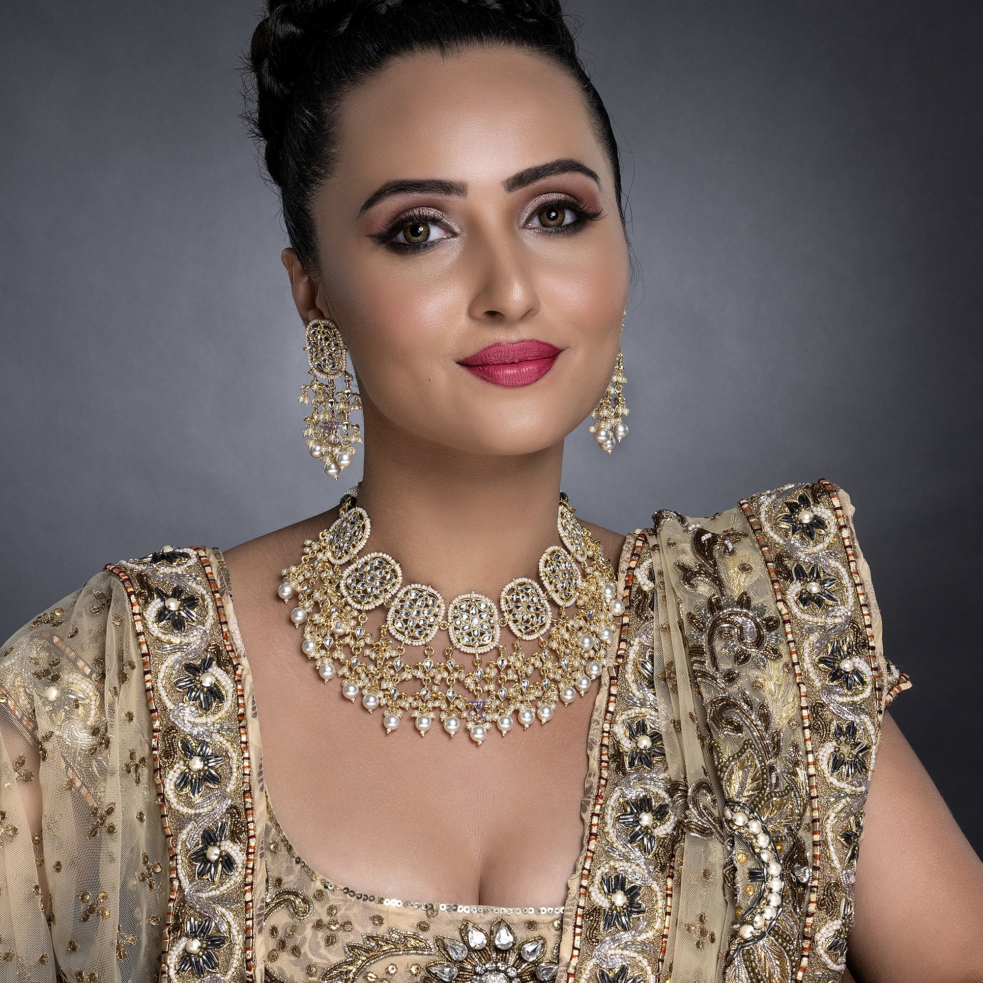 Sukkhi Sensational Kundan Gold Plated Pearl Choker Necklace Set Worn By Karisma Kapoor