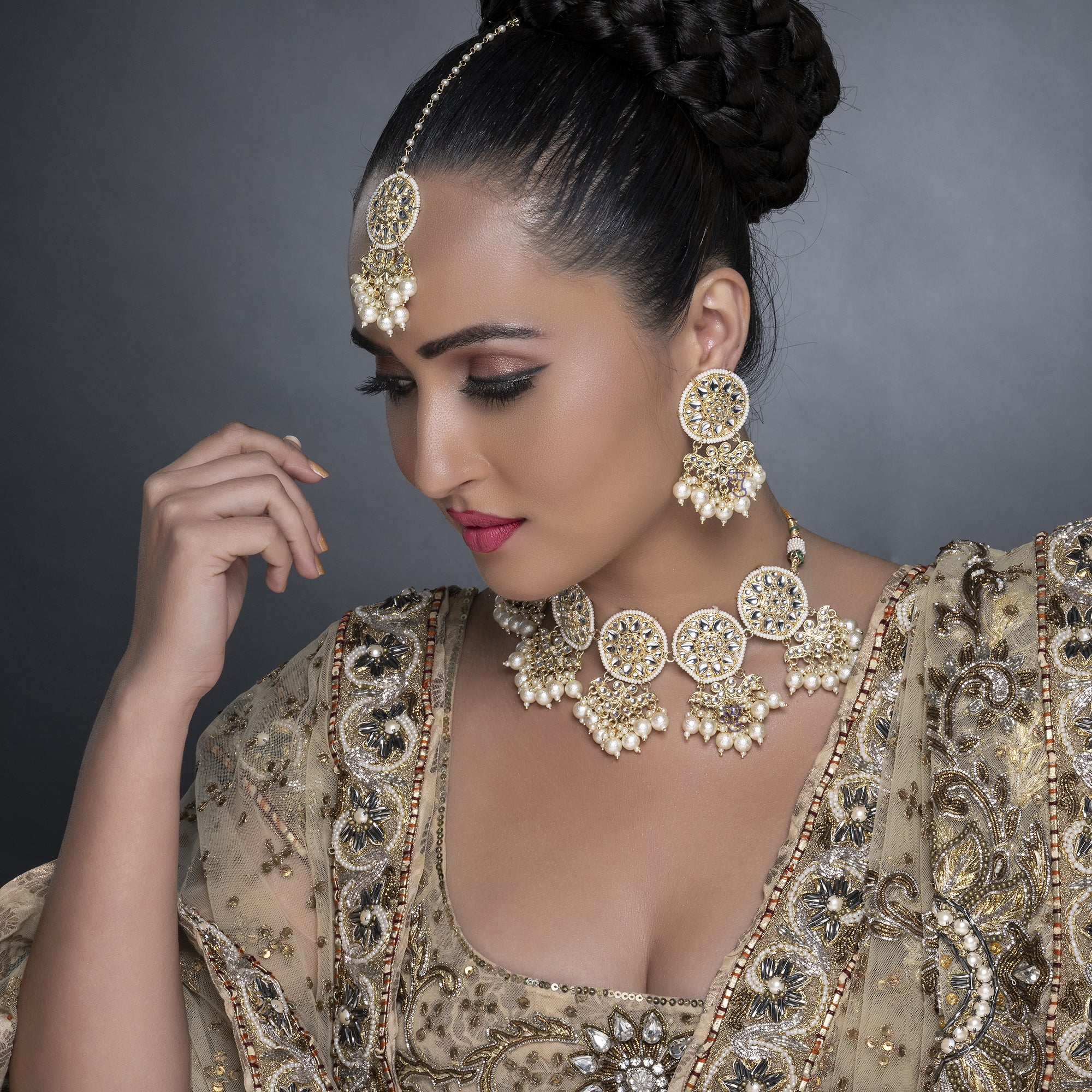 Sukkhi Marquise Gold Plated Kundan & Pearl Choker Necklace Set Worn By Karisma Kapoor