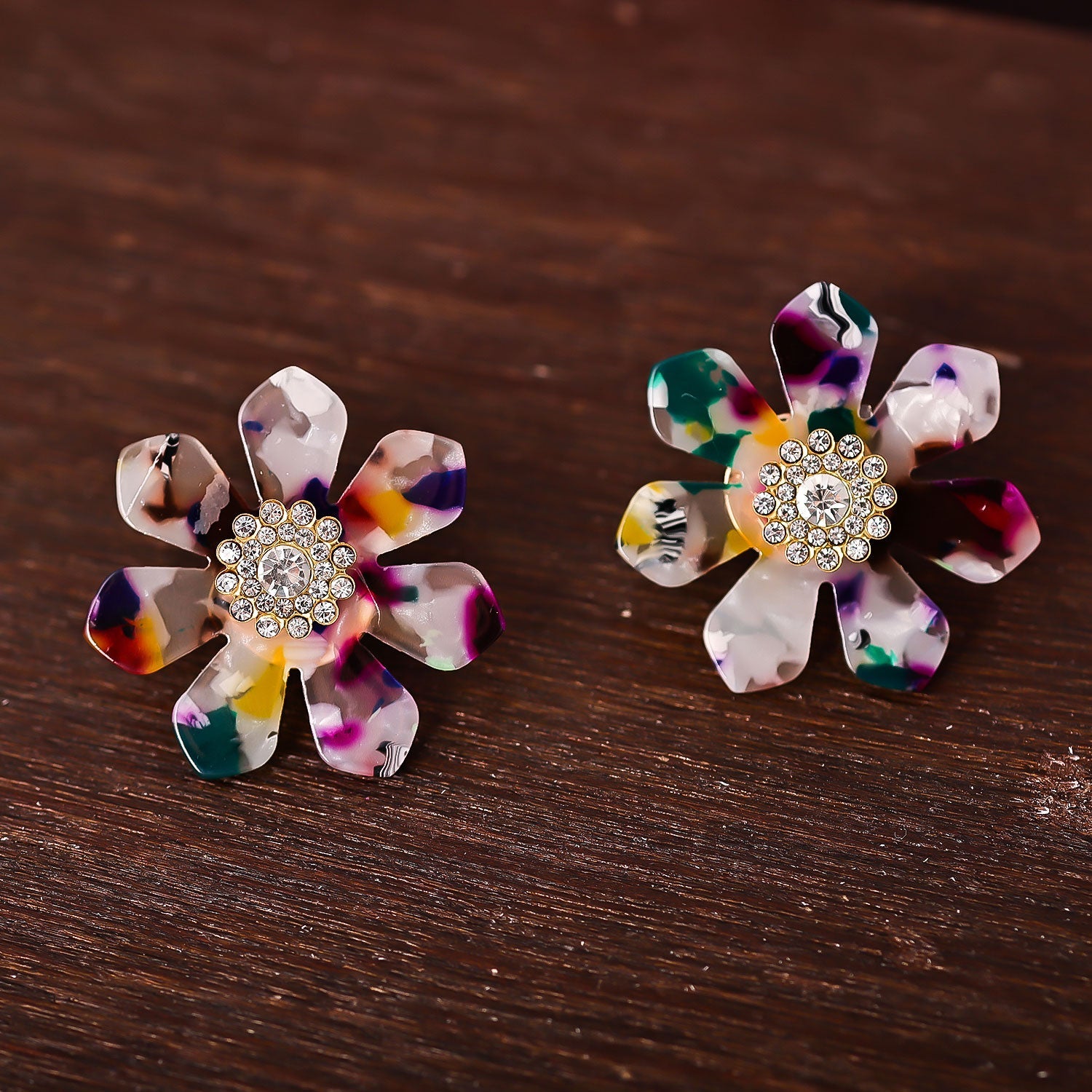 Sukkhi Glorious Stud AD Multi Acrylic Earring For Women