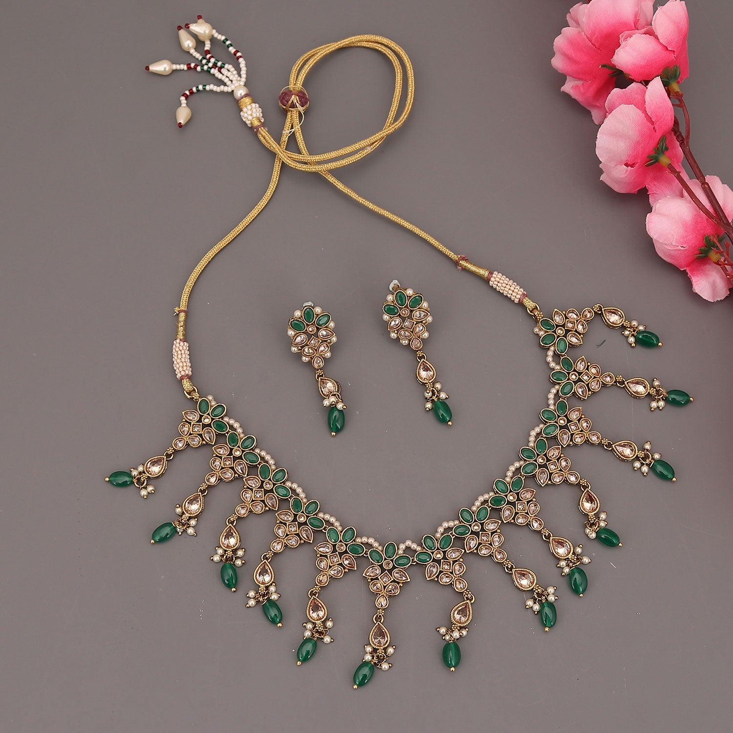 Sukkhi Glitzy Gorgeous Gold Plated Kundan & Pearl Necklace Set For Women