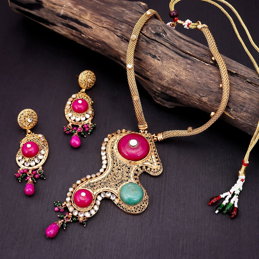 Sukkhi Ritzy Gold Plated Pearl Necklace Set For Women